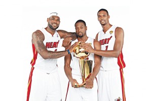 半岛体育app-莱万多夫斯基迎来十五赛季高光表现，G2球迷沸腾！